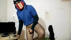 Reproduzir Vigilante pornô curioso fica íntimo no celular