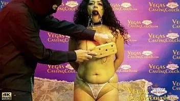 Putar Latina milf- bdsm porno casting di las vegas- puting dijepit - ball gag -blindfolded - pussy fucked- sex toys in las vegas pov closeup action