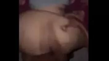 Riproduci Dopo una settimana, questa zappa da culo gigante bbw mi dà una possibilità!