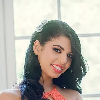 ポルノスター Gina Valentina