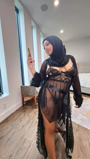 Pornstar Hadiya Honey