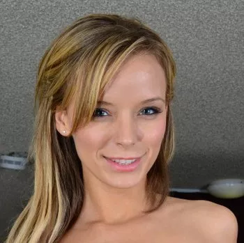 Bintang porno Pristine Edge