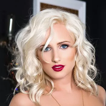 Bintang porno Shannon Cole